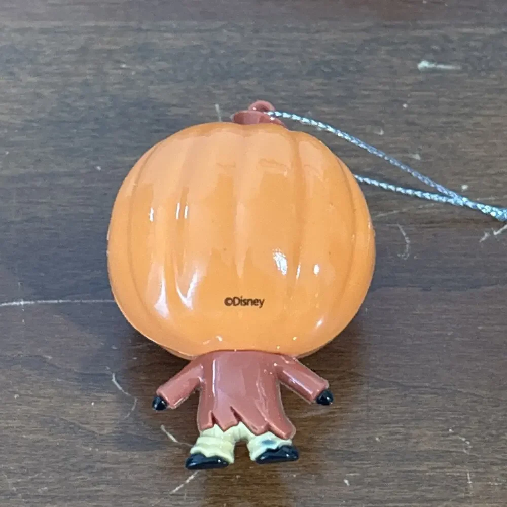 2025 HALLMARK NIGHTMARE BEFORE CHRISTMAS CHASE PUMPKIN KING MYSTERY ORNAMENT